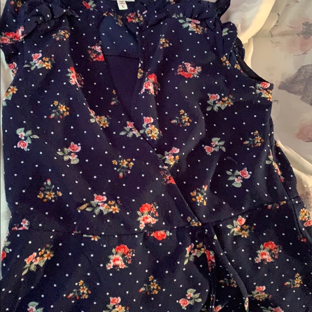 Shirt - Picture 2 of 2